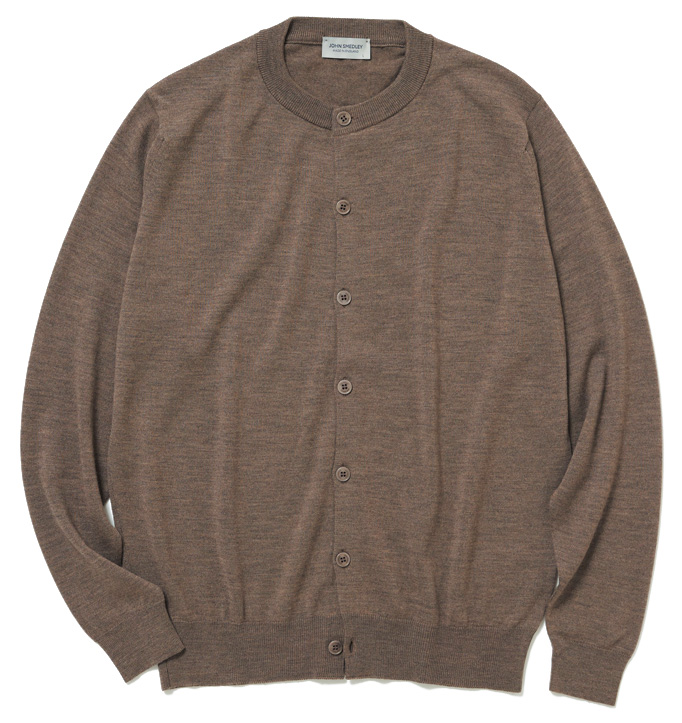 狙い目は24Gのモダンフィット