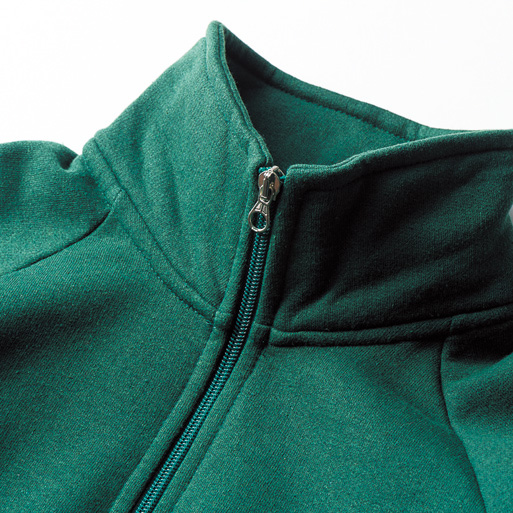 開き具合で表情が変化上まで閉じればスタンドカラーに