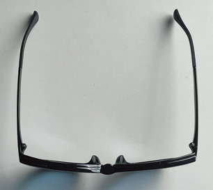 アタッチメントを装着してもぶ厚すぎることはありません