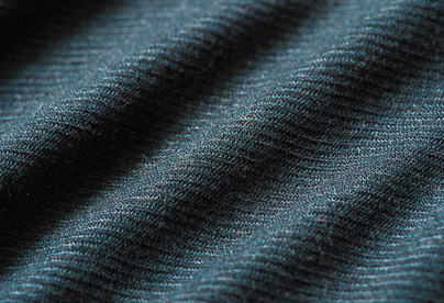 ミズノプレミア ホットインナー　メリノウール × ブレスサーモ 中厚 クルーネック長袖シャツ