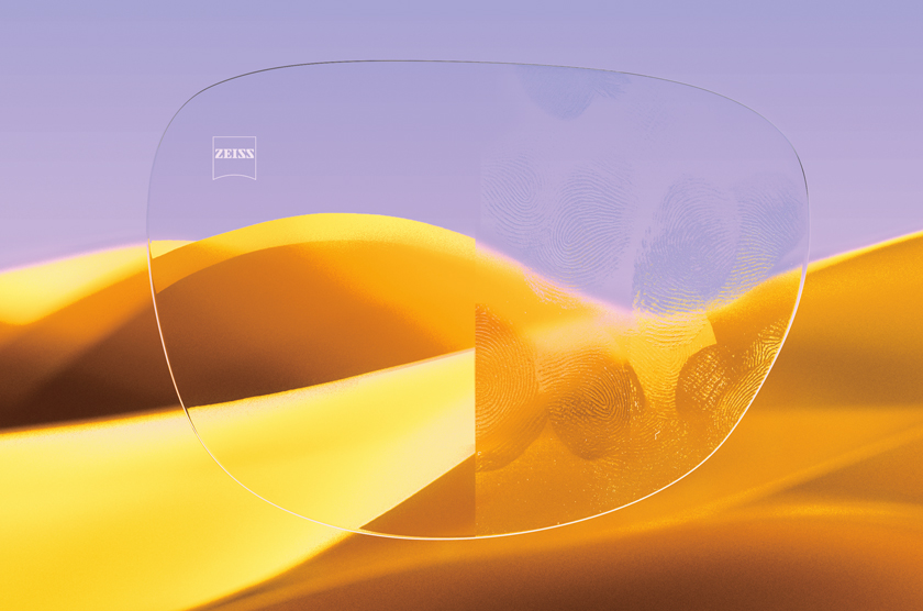 指紋や油脂が付きにくい
