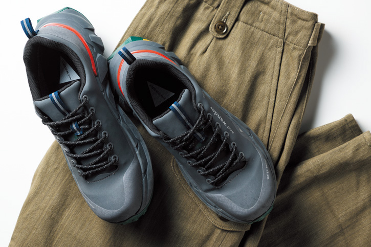 アンドワンダー　ウォータープルーフ トレック シューズ ロー