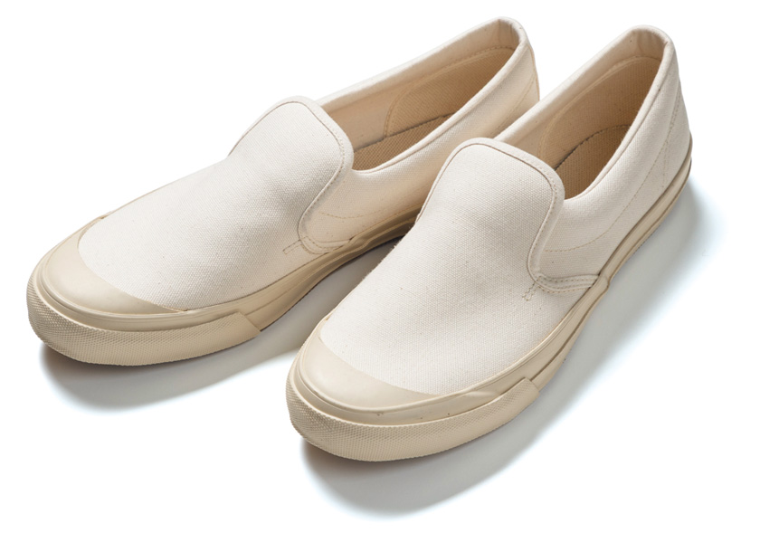 エムエイチエル. キャンバス スリップオン