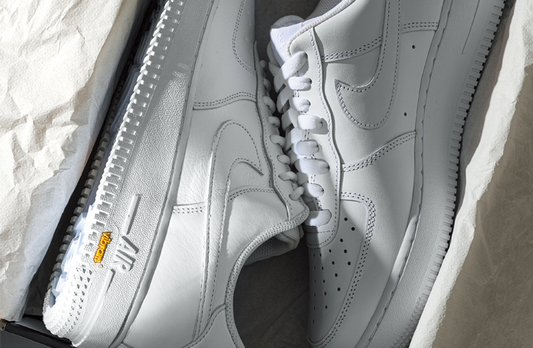 定番化した“Y2Kスニーカー”の実態を徹底解剖！今履くべき4ブランドとは？