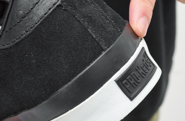 ヒールパッチまで黒♡