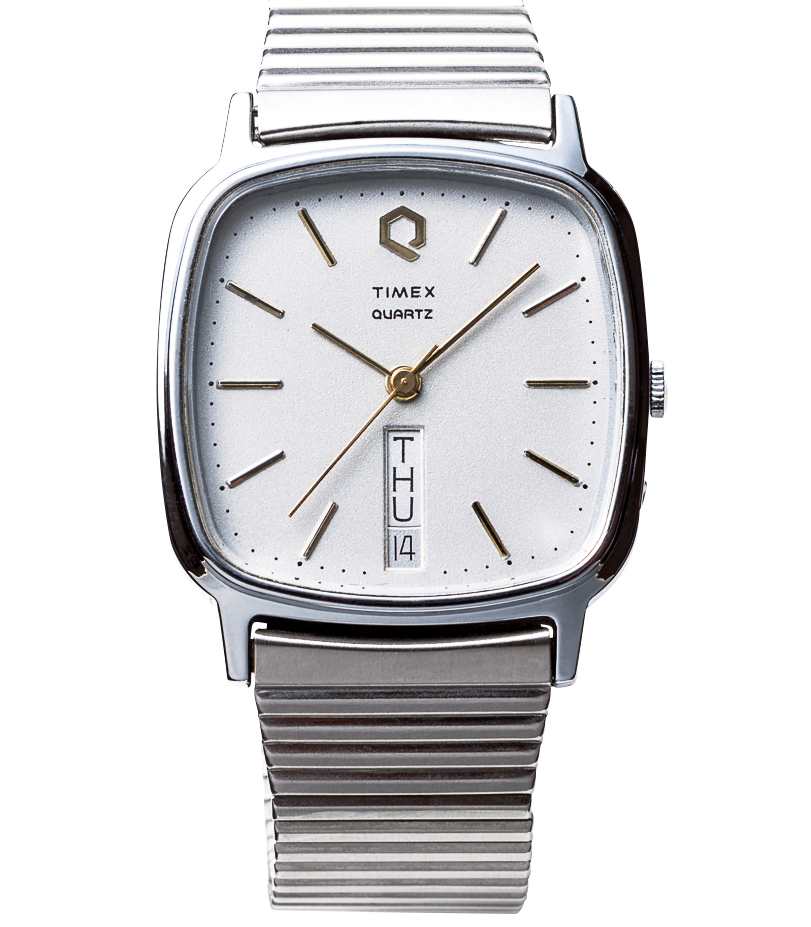 タテ型のデイト&曜日窓がユニークなTVダイヤル