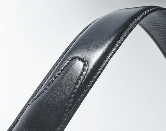 麻布テーラーのカーブベルトコードバン