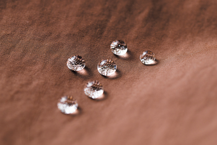 撥水性◎だから不意の雨もへっちゃら