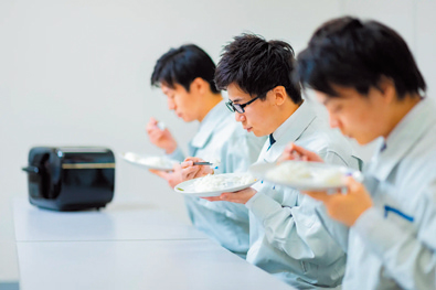 炊飯器開発の過程で余っちゃうお米を有効活用