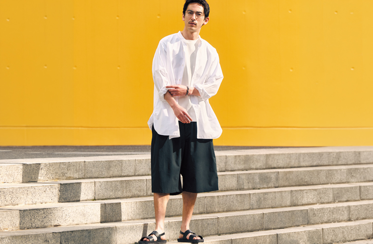 「THE DAY」のワイドショーツはモノトーンコーデでCOOL & シックに