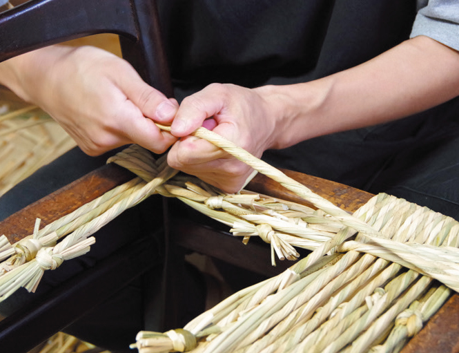 伝統的な家具作りを貫く松本民芸家具とは?