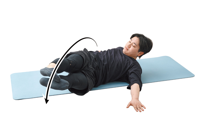 ツイストレッグレイズ