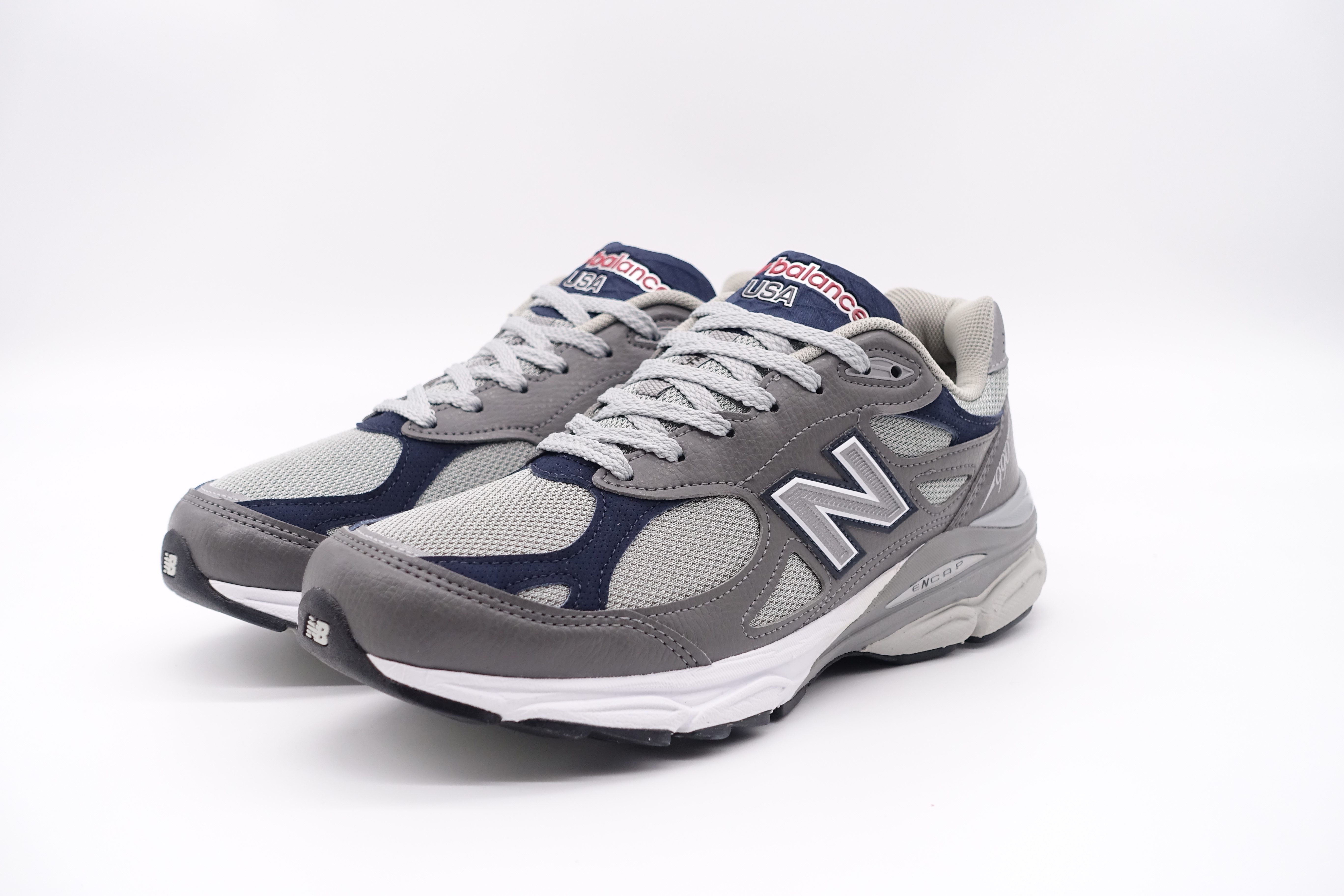 new balance M990 V3 
